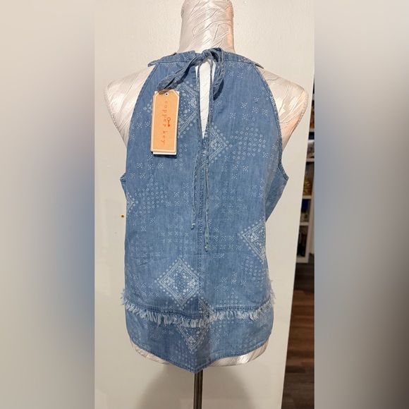 Copper Key Blue Patterned Tank Top Handkerchief pattern - Picture 4 of 6
